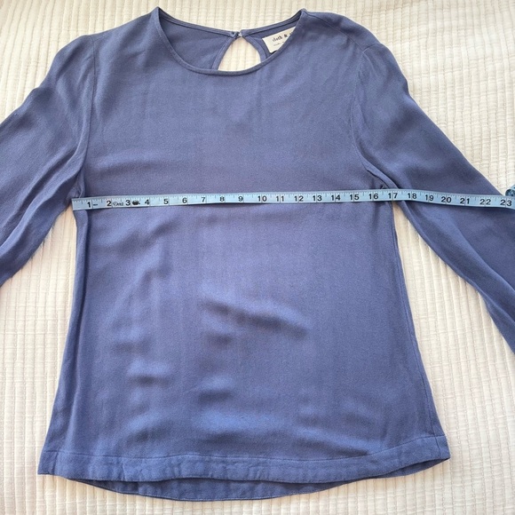 Anthropologie Cloth & Stone Women's Bell Sleeve Indigo Blue Women's Top Size XS - Picture 7 of 8